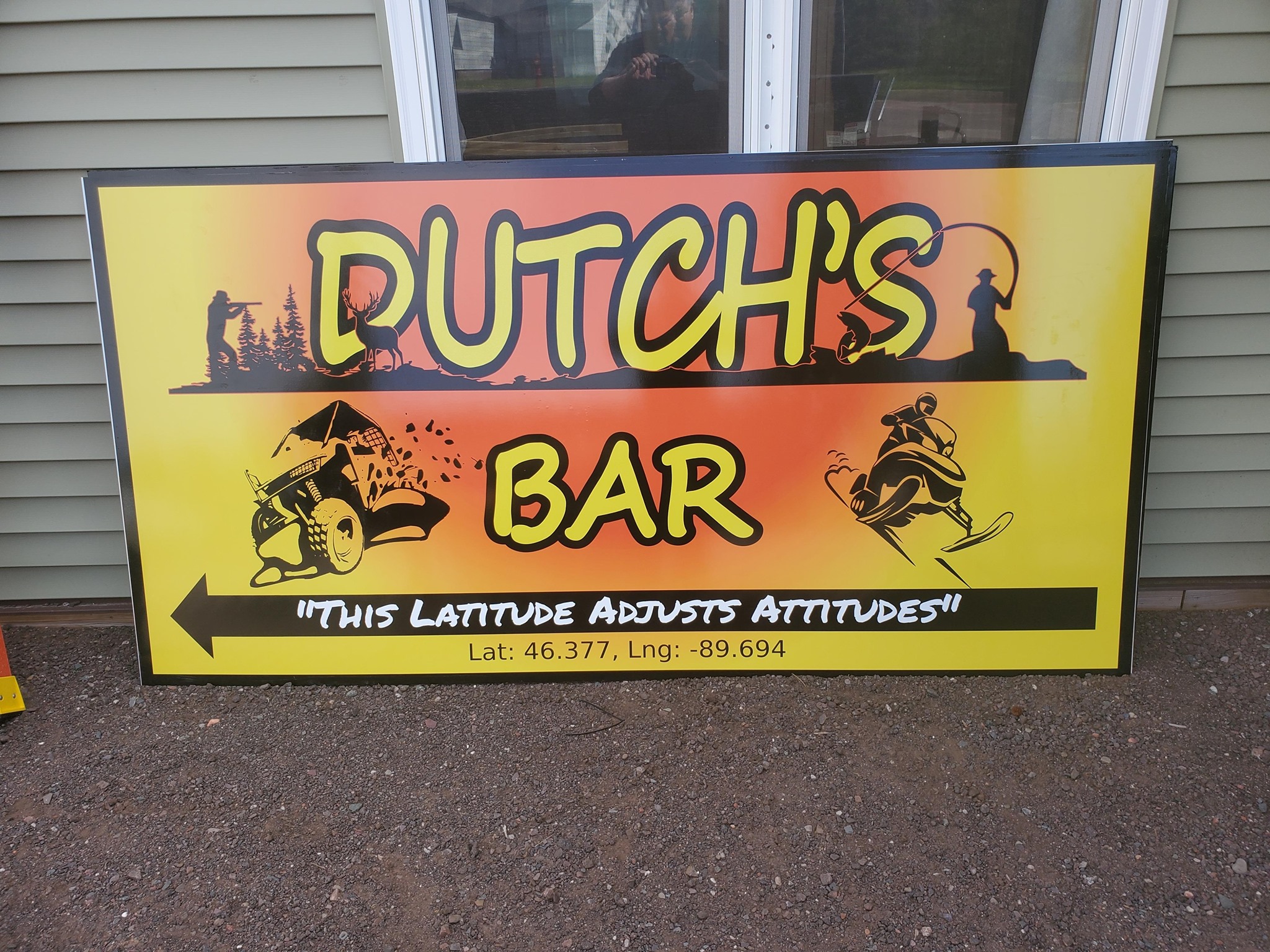 Featured image for “Dutch’s Bar”