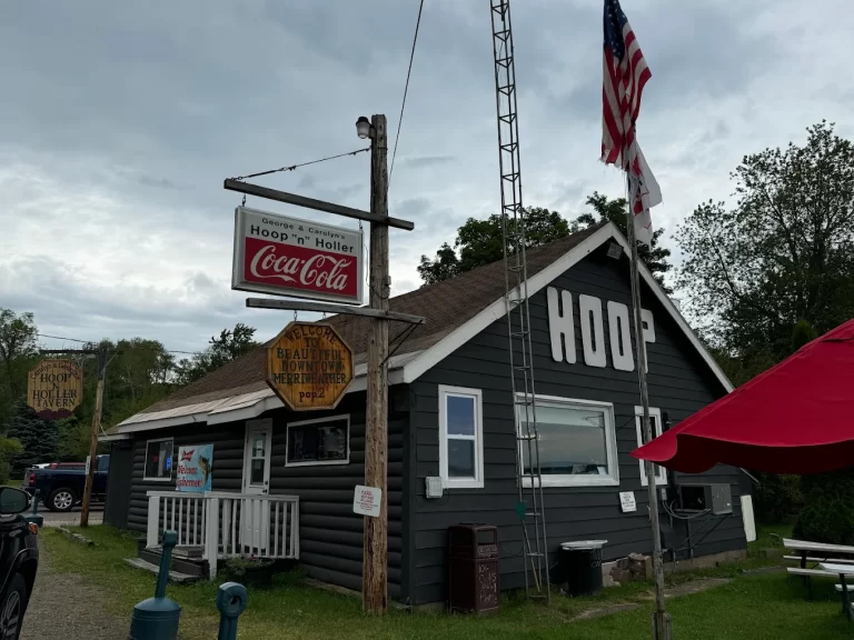 hoop n holler logo 768x576